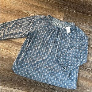 LL Bean NWT Blue Patterned Long Sleeve Top